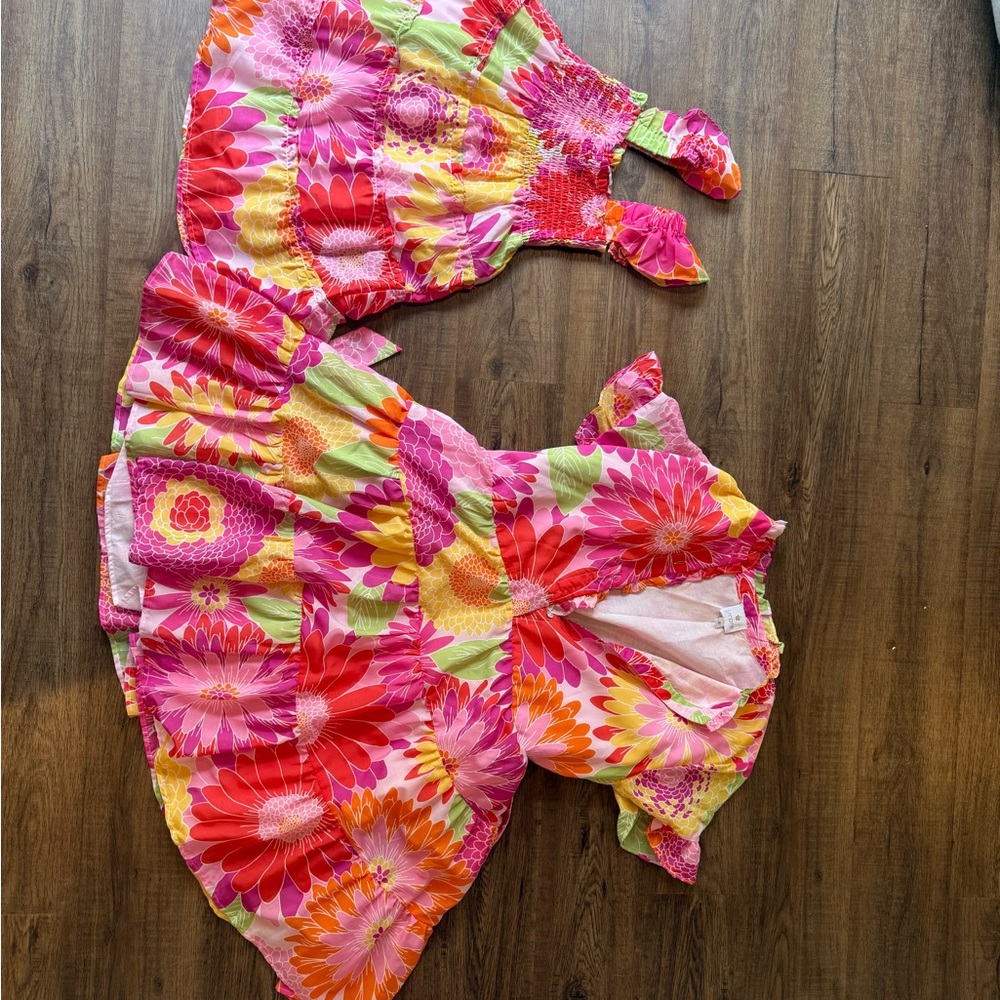 Mommy and Me J Marie Leilani Floral Dress Set (M) and (4T)